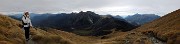 37 Vista sul Passo del Gandazzo, verso i Piani di Bobbio, le Grigne 